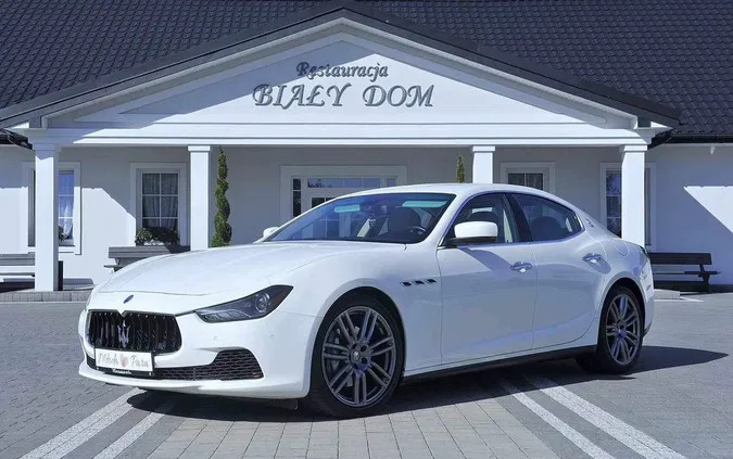 maserati Maserati Ghibli cena 129000 przebieg: 100000, rok produkcji 2014 z Lipno